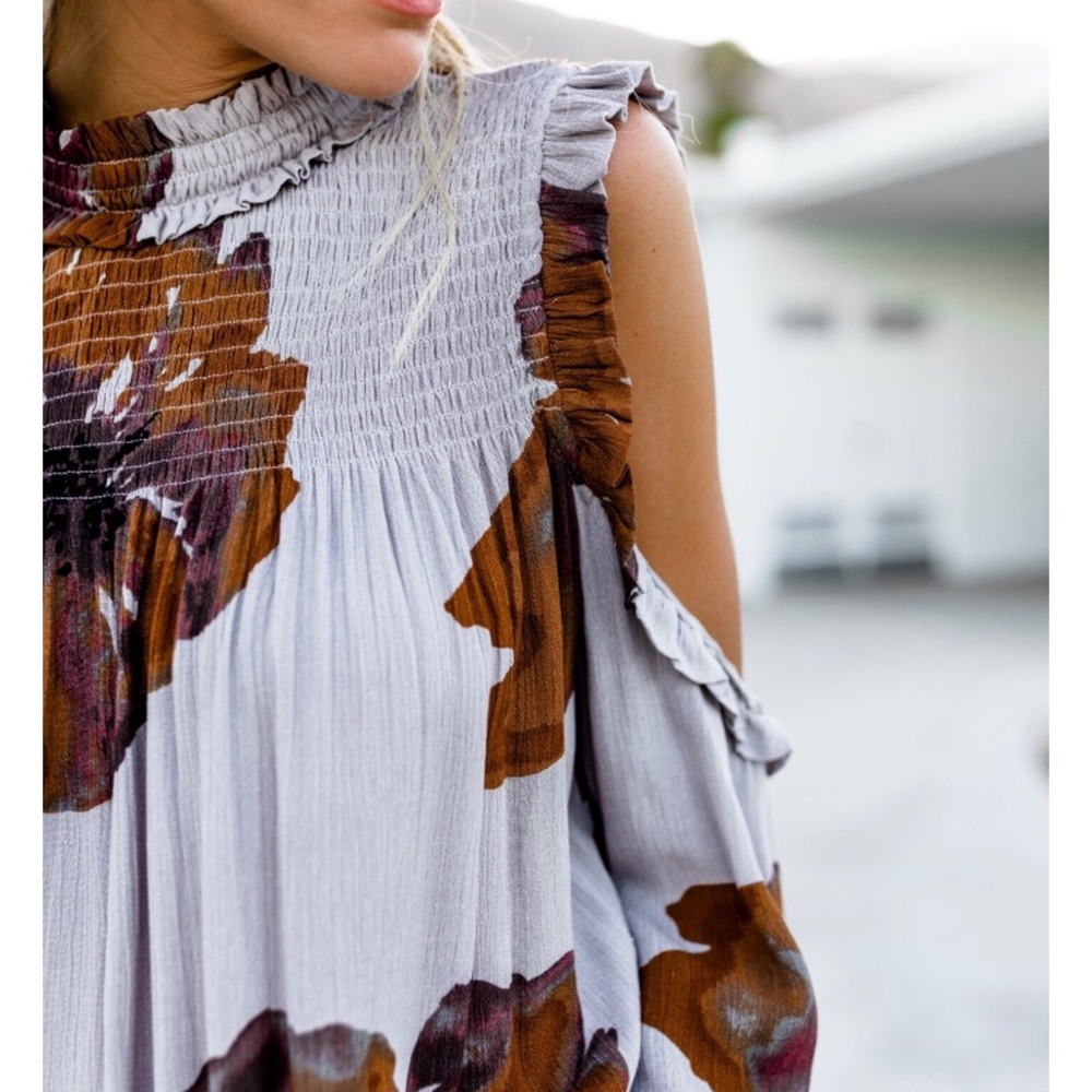 Love & Lilacs Cold Shoulder - Picture 8 of 8
